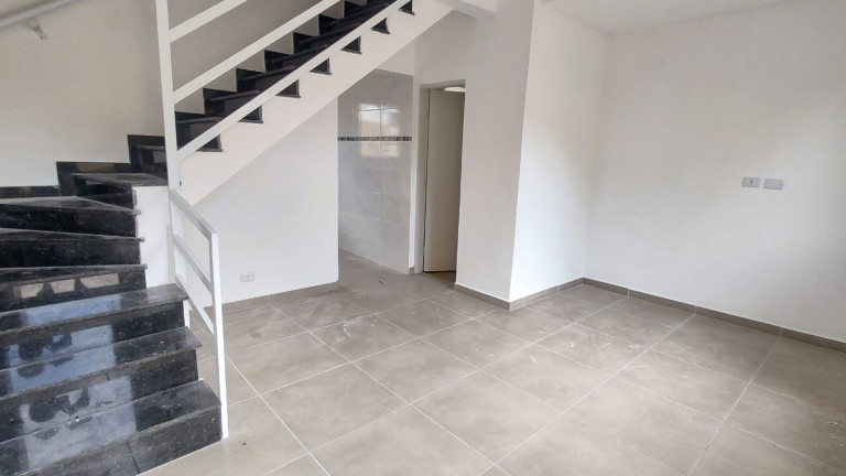 Imagem Imóvel com 2 Quartos à Venda,  em Balneário Itaguai - Mongaguá