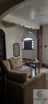 Imagem Casa com 3 Quartos à Venda, 179 m² em Vila São João - Duque De Caxias