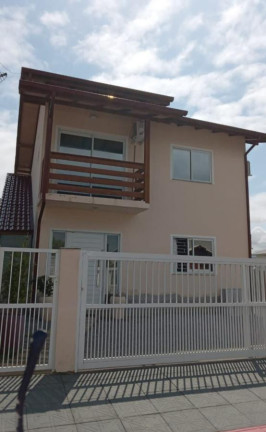 Imagem Casa com 5 Quartos para Alugar,  em Balneário Ponta Do Papagaio - Palhoça