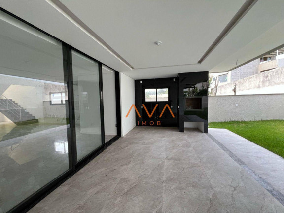 Imagem Casa com 4 Quartos à Venda, 380 m² em Ingleses - Florianópolis Imagem Casa com 4 Quartos à Venda, 380 m² em Ingleses - Florianópolis