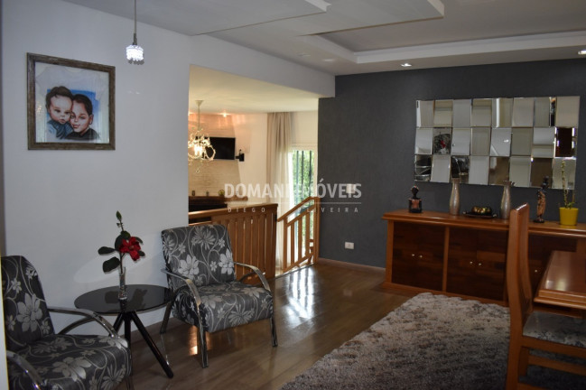 Imagem Casa com 4 Quartos à Venda, 402 m² em Região Do Alto Da Boa Vista - Campos Do Jordão Imagem Casa com 4 Quartos à Venda, 402 m² em Região Do Alto Da Boa Vista - Campos Do Jordão
