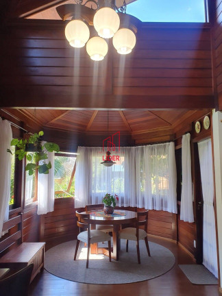 Imagem Casa com 3 Quartos à Venda, 1.192 m² em Condominio Pousada - Quatro Barras Imagem Casa com 3 Quartos à Venda, 1.192 m² em Condominio Pousada - Quatro Barras