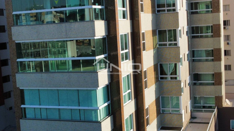 Imagem Apartamento com 3 Quartos à Venda, 287 m² em Centro - Pato Branco Imagem Apartamento com 3 Quartos à Venda, 287 m² em Centro - Pato Branco