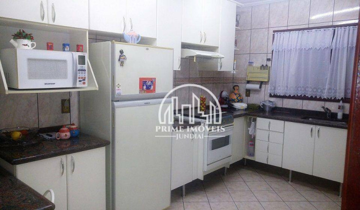 Imagem Casa com 4 Quartos à Venda, 228 m² em Vila Galvão - Jundiaí Imagem Casa com 4 Quartos à Venda, 228 m² em Vila Galvão - Jundiaí