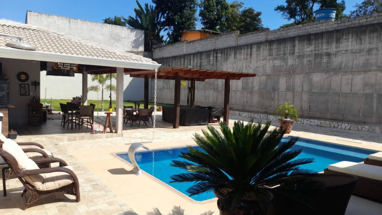 Imagem Casa com 4 Quartos à Venda, 1.164 m² em Jardim Estância Brasil - Atibaia Imagem Casa com 4 Quartos à Venda, 1.164 m² em Jardim Estância Brasil - Atibaia