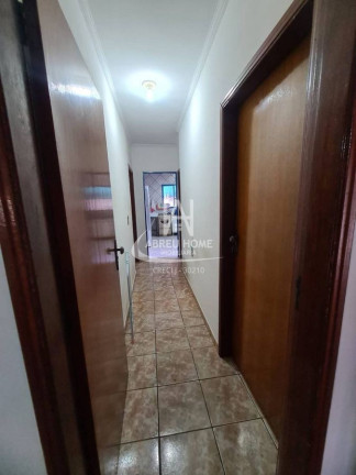 Imagem Casa com 3 Quartos à Venda, 180 m² Imagem Casa com 3 Quartos à Venda, 180 m²
