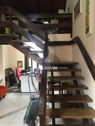 Imagem Casa com 3 Quartos à Venda, 280 m² em Centro - Porto Belo Imagem Casa com 3 Quartos à Venda, 280 m² em Centro - Porto Belo