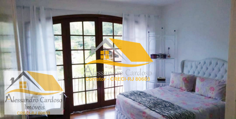 Imagem Casa com 3 Quartos à Venda, 250 m² em Parque São Clemente - Nova Friburgo Imagem Casa com 3 Quartos à Venda, 250 m² em Parque São Clemente - Nova Friburgo