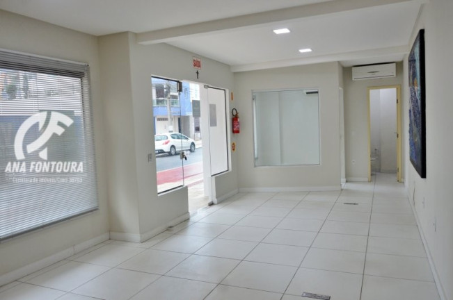 Imagem Sala Comercial à Venda, 92 m² em Centro - Balneário Camboriú