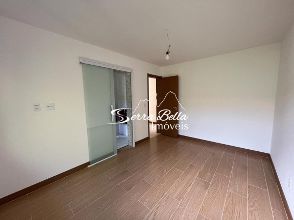 Imagem Casa com 4 Quartos à Venda, em Várzea - Teresópolis Imagem Casa com 4 Quartos à Venda, em Várzea - Teresópolis