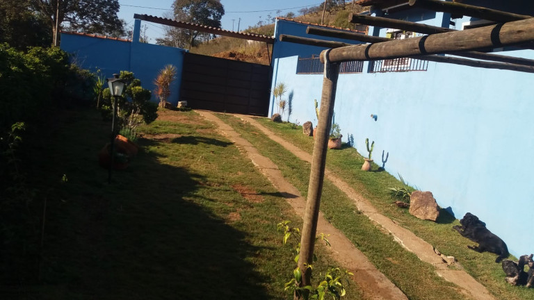Imagem Imóvel com 3 Quartos à Venda, 260 m² em Laranjeiras - Caldas Imagem Imóvel com 3 Quartos à Venda, 260 m² em Laranjeiras - Caldas