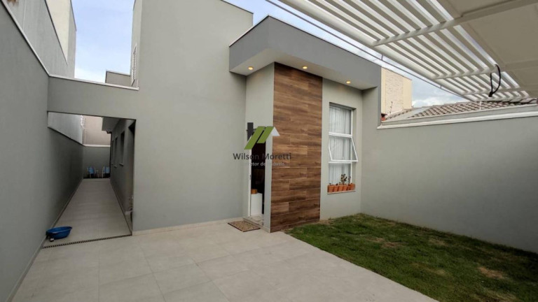Casa com 3 Quartos à Venda, 75 m²