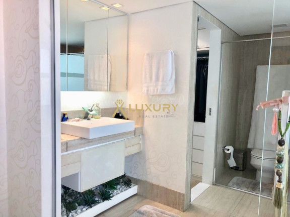 Imagem Imóvel com 3 Quartos à Venda, 182 m² em Lourdes - Belo Horizonte Imagem Imóvel com 3 Quartos à Venda, 182 m² em Lourdes - Belo Horizonte