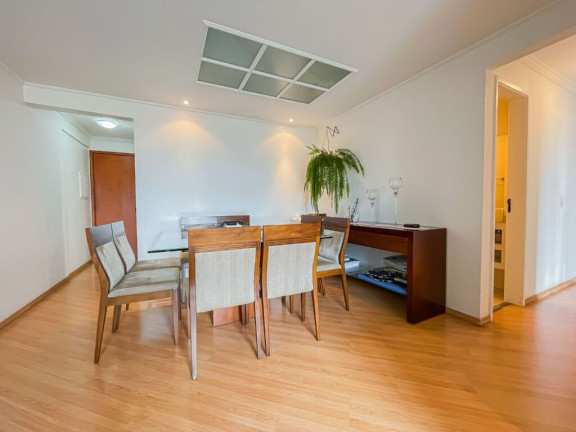 Imagem Imóvel com 3 Quartos à Venda,  em Vila Ipojuca - São Paulo