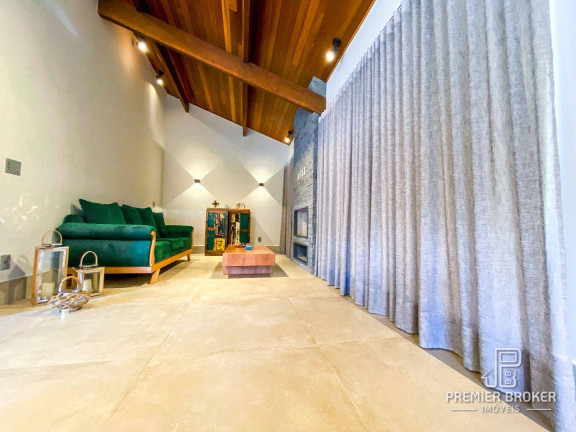 Imagem Casa com 4 Quartos à Venda, 260 m² em Comary - Teresópolis Imagem Casa com 4 Quartos à Venda, 260 m² em Comary - Teresópolis