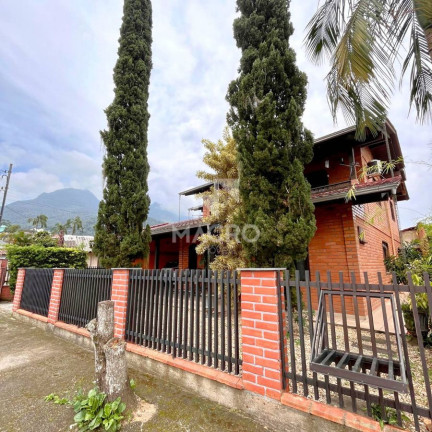Imagem Casa com 3 Quartos à Venda, 166 m² em Ilha Da Figueira - Jaraguá Do Sul Imagem Casa com 3 Quartos à Venda, 166 m² em Ilha Da Figueira - Jaraguá Do Sul