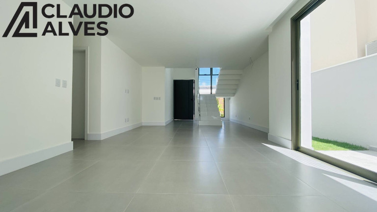 Imagem Casa de Condomínio com 4 Quartos à Venda, 225 m² em Papagaio - Feira De Santana Imagem Casa de Condomínio com 4 Quartos à Venda, 225 m² em Papagaio - Feira De Santana