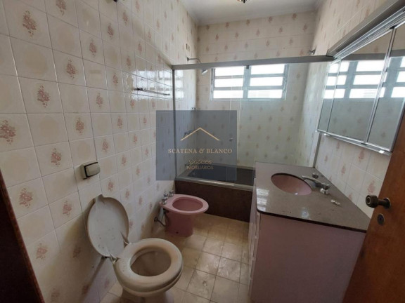 Imagem Casa com 3 Quartos à Venda, 399 m²