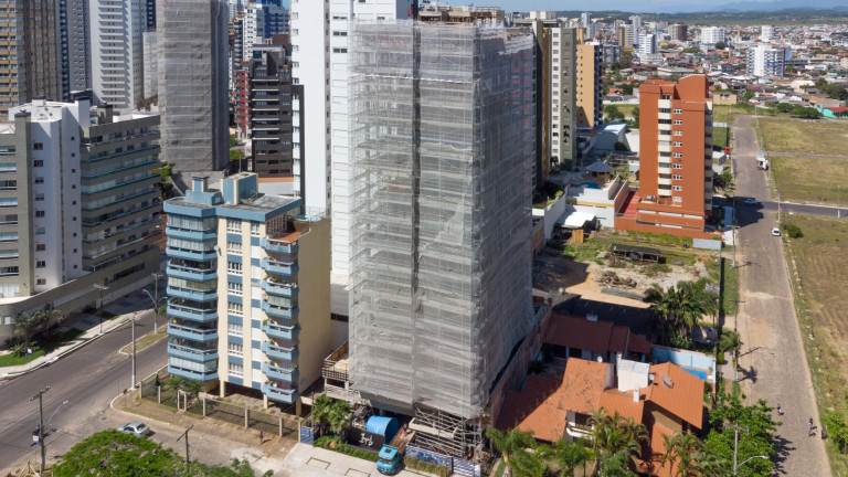 Imagem Apartamento com 2 Quartos à Venda, 110 m² em Praia Grande - Torres Imagem Apartamento com 2 Quartos à Venda, 110 m² em Praia Grande - Torres