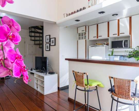 Imagem Flat com 1 Quarto à Venda, 51 m² em Moema - São Paulo Imagem Flat com 1 Quarto à Venda, 51 m² em Moema - São Paulo