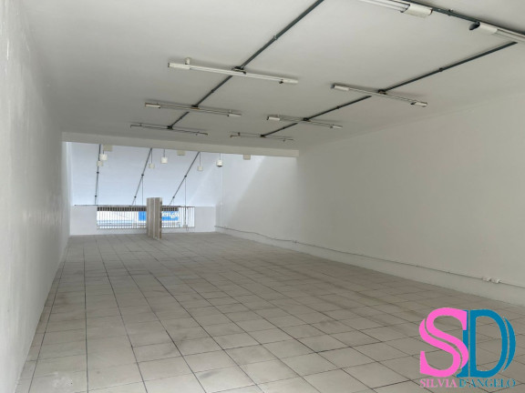Imóvel Comercial para Alugar, 489 m² em Centro - Ubatuba