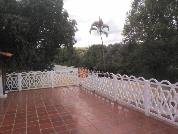 Imagem Chácara com 3 Quartos à Venda, 276 m² em Jardim Estância Brasil - Atibaia