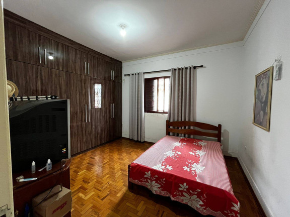 Imagem Casa com 4 Quartos à Venda, 242 m² em Centro - Botucatu
