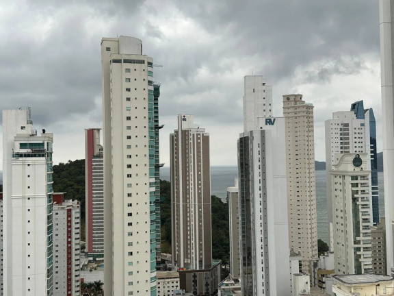 Imagem Apartamento com 3 Quartos à Venda, 133 m² em Pioneiros - Balneário Camboriú Imagem Apartamento com 3 Quartos à Venda, 133 m² em Pioneiros - Balneário Camboriú
