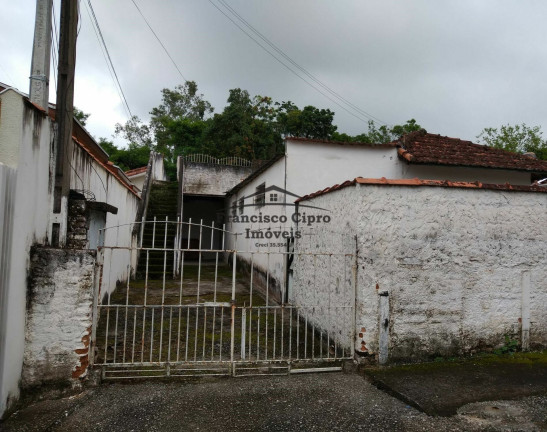 Imagem Casa com 4 Quartos à Venda, 258 m² em Vila Eliana Maria - Vila Molica - Guaratinguetá Imagem Casa com 4 Quartos à Venda, 258 m² em Vila Eliana Maria - Vila Molica - Guaratinguetá