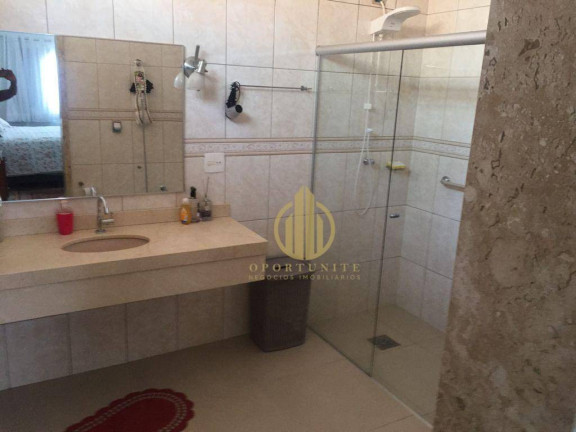 Imagem Casa com 3 Quartos à Venda, 262 m² em Centro - Jardinópolis Imagem Casa com 3 Quartos à Venda, 262 m² em Centro - Jardinópolis