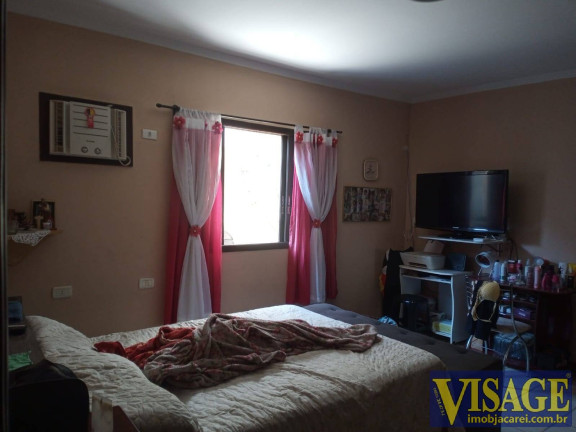 Imagem Casa com 4 Quartos à Venda, em Centro - Jacareí Imagem Casa com 4 Quartos à Venda, em Centro - Jacareí