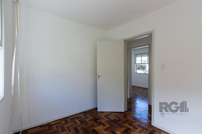 Imagem Apartamento com 3 Quartos à Venda, 50 m² em Cristal - Porto Alegre Imagem Apartamento com 3 Quartos à Venda, 50 m² em Cristal - Porto Alegre