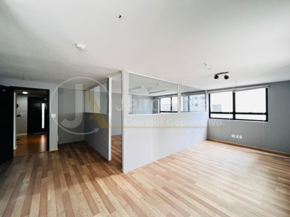 Imóvel Comercial para Alugar, 55 m² em Cerqueira César - São Paulo