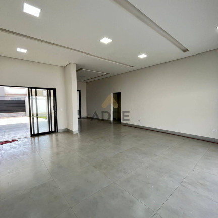 Imagem Casa com 3 Quartos à Venda, 405 m² em Green Park - Sorriso Imagem Casa com 3 Quartos à Venda, 405 m² em Green Park - Sorriso
