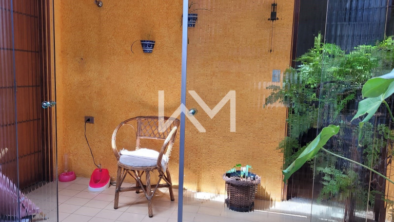 Imagem Sobrado com 3 Quartos à Venda, 202 m² em Jardim Santa Clara - Guarulhos Imagem Sobrado com 3 Quartos à Venda, 202 m² em Jardim Santa Clara - Guarulhos