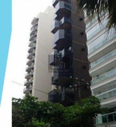 Apartamento com 5 Quartos à Venda, 200 m² em Centro - Guarujá