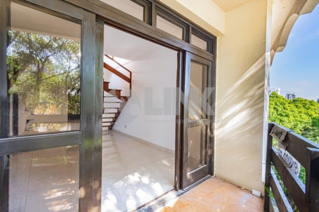 Imagem Imóvel com 2 Quartos à Venda, 162 m² em Higienópolis - Porto Alegre Imagem Imóvel com 2 Quartos à Venda, 162 m² em Higienópolis - Porto Alegre