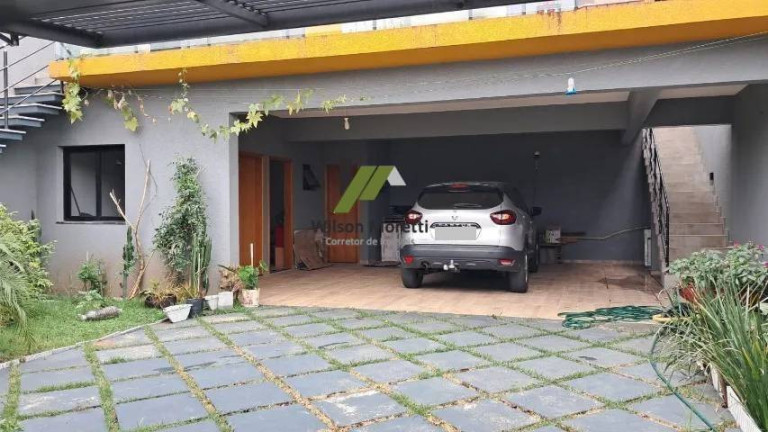 Imagem Casa com 3 Quartos à Venda, 170 m²