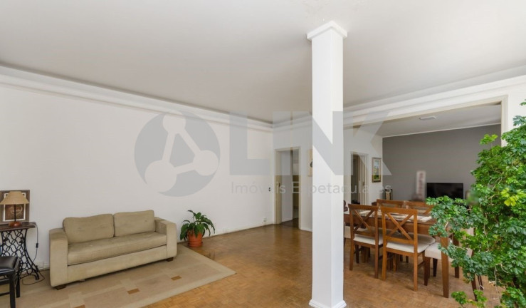 Imagem Apartamento com 3 Quartos à Venda, 203 m² em Centro Histórico - Porto Alegre Imagem Apartamento com 3 Quartos à Venda, 203 m² em Centro Histórico - Porto Alegre