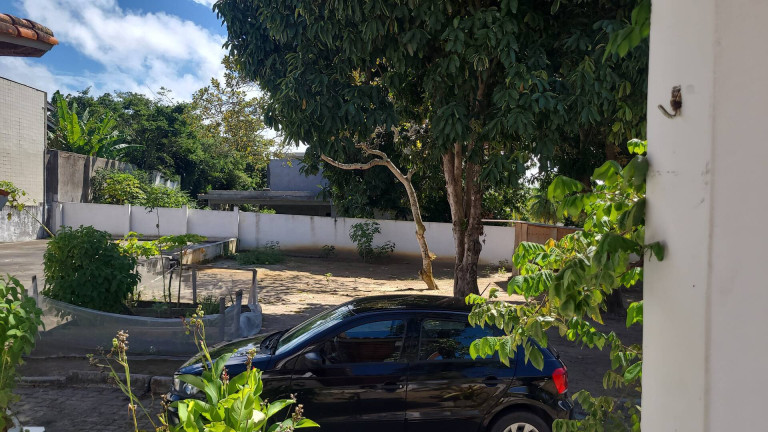 Imagem Casa de Condomínio com 4 Quartos à Venda, 4.000 m² em Portão - Lauro De Freitas