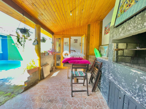 Imagem Casa com 2 Quartos à Venda, 41 m²