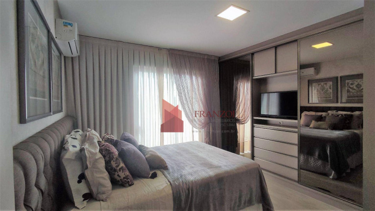 Imagem Sobrado com 2 Quartos à Venda, 80 m² em São João - Itajaí Imagem Sobrado com 2 Quartos à Venda, 80 m² em São João - Itajaí