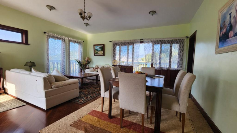 Imagem Casa com 3 Quartos à Venda, 450 m² em Golfe - Teresópolis Imagem Casa com 3 Quartos à Venda, 450 m² em Golfe - Teresópolis