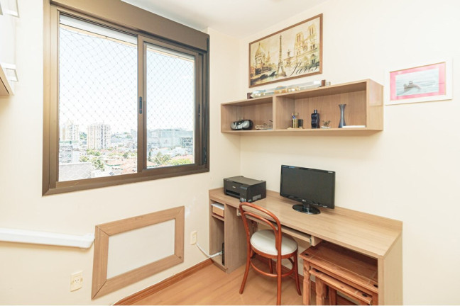 Imagem Imóvel com 3 Quartos à Venda, 81 m² em Passo Da Areia - Porto Alegre Imagem Imóvel com 3 Quartos à Venda, 81 m² em Passo Da Areia - Porto Alegre