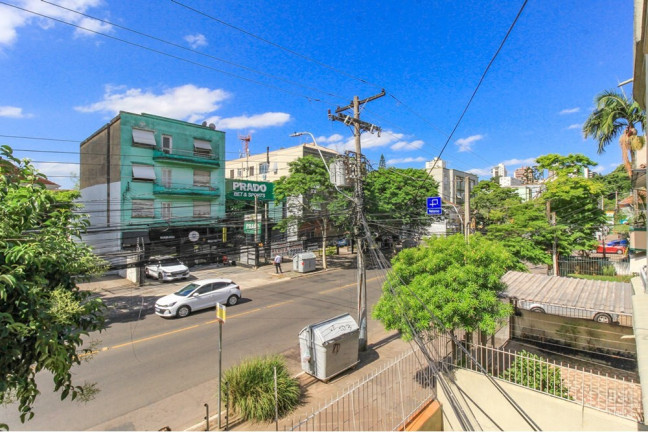 Imagem Imóvel com 3 Quartos à Venda, 80 m² em Floresta - Porto Alegre Imagem Imóvel com 3 Quartos à Venda, 80 m² em Floresta - Porto Alegre