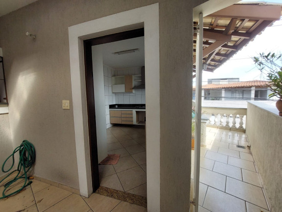 Imagem Sobrado com 3 Quartos à Venda, em Jardim D'abril - Osasco Imagem Sobrado com 3 Quartos à Venda, em Jardim D'abril - Osasco