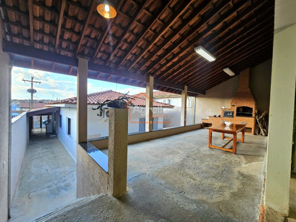 Imagem Casa com 3 Quartos à Venda, 256 m² em Jardim Itamaraty - Mogi Guaçu Imagem Casa com 3 Quartos à Venda, 256 m² em Jardim Itamaraty - Mogi Guaçu