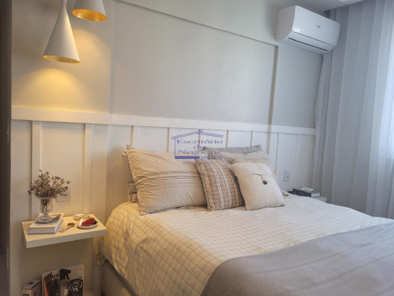 Imagem Imóvel com 2 Quartos à Venda, 56 m² em Cavalhada - Porto Alegre Imagem Imóvel com 2 Quartos à Venda, 56 m² em Cavalhada - Porto Alegre