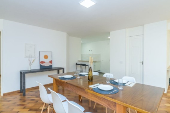 Imagem Apartamento com 2 Quartos à Venda, 135 m² em Bela Vista - São Paulo