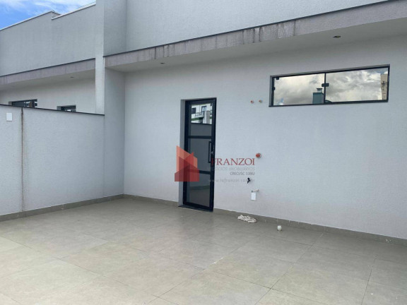 Imagem Sobrado com 3 Quartos à Venda, 226 m² em Centro - Itajaí Imagem Sobrado com 3 Quartos à Venda, 226 m² em Centro - Itajaí